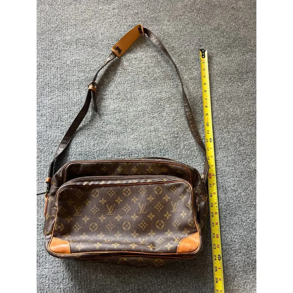 VTG Louis Vuitton Monogram Womens Brown Trocadero Celebrity Worn Shoulder Bag